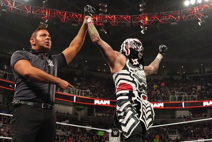 Some WWE Wrestlers ‘Were Not Thrilled’ With Penta’s Raw On Netflix Debut?