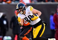 Pat Freiermuth Receives High Praise from All-Pro TE: ‘He’s Savvy’