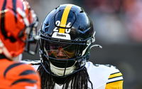 Steelers CB Donte Jackson Leaves Game with Injury