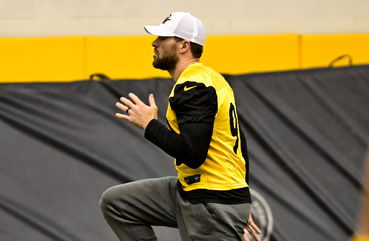 Steelers Sights & Sounds: T.J. Watt, DeShon Elliott Back at Practice