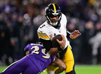 Wilson’s Turnovers Loom Large, Steelers Lose to Ravens, 34-17