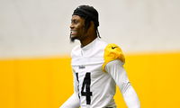 Steelers WR George Pickens Pushing for Christmas Day Return: ‘I Want to Be Back Out There’