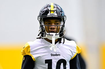 Steelers Sights & Sounds: Sutton Switches to Safety, CA3 as WR1?