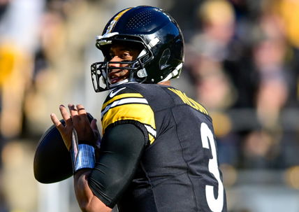 Steelers Daily News & Links: Mind-Blowing Russell Wilson Stat; Mike Tomlin Backs George Pickens