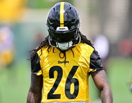 Steelers Sights & Sounds: Donte Jackson Practices, DBs Work on Communication