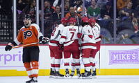 Hurricanes Earn Road Win Over Philadelphia, Start Winning Streak