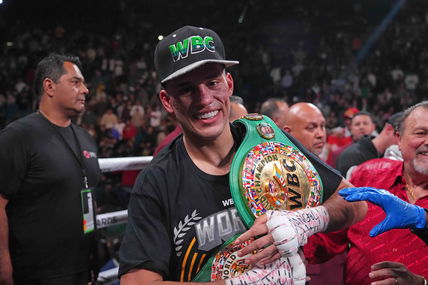 David Benavidez Claims Another Title With Decision Over David Morrell