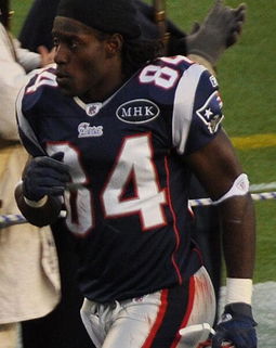 Former Patriots WR Deion Branch sees first major coaching promotion at Louisville