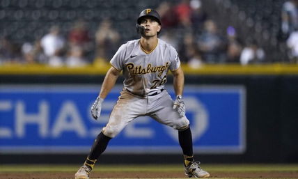 Pirates Bring Back Adam Frazier on One-Year Deal