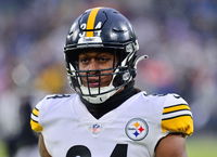 Chargers Sign Former Steelers First-Round Pick