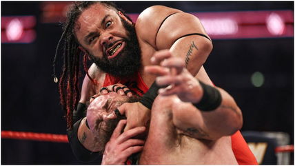 WATCH: WWE veteran highlights Jacob Fatu’s dangerous criminal past moments before his bloody carnage at Saturday Night’s Main Event