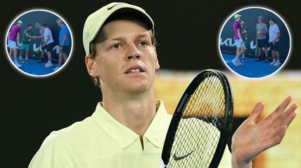 (Video) Jannik Sinner’s coach, Darren Cahill, invites his father to practice courts ahead of Australian Open semifinals