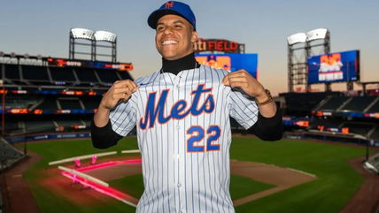 WFAN sportscaster takes DIG at NY Mets fans following signing of Juan Soto, urges them to focus on their roster instead of trolling NY Yankees