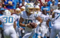 Chargers QB Justin Herbert Returns to Practice, Right Ankle Heavily Taped