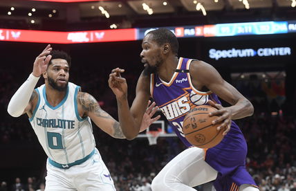 Kevin Durant would reportedly sign extension if Phoenix Suns acquire this All-Star