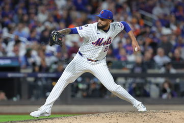 Mets’ starting rotation was just hit by a tsunami