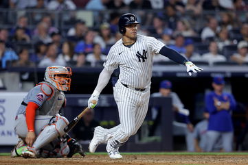 Yankees lose superstar free agent outfielder to crosstown rival Mets