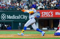 Mets ‘trying to bring back’ slugging first baseman