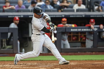 Yankees could opt for offensive firepower or defensive excellence at 2nd base