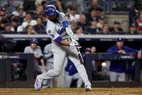 Troubling Los Angeles Dodgers Rumors on Teoscar Hernandez Contract Talks