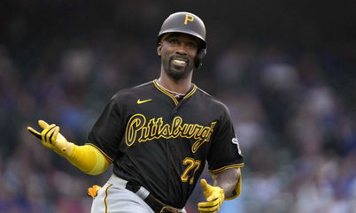 Andrew McCutchen Returns to Pirates on One-Year Deal