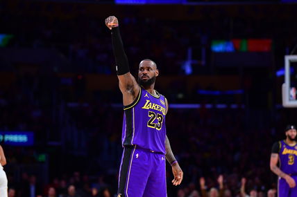 Lakers superstar breaks another record in blowout victory over Atlanta Hawks