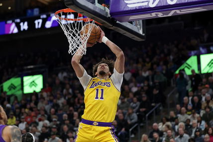 Los Angeles Lakers Lose Starter To Concerning Injury, Days After Desperate Move