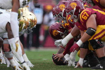 USC Trojans Lose Big Offensive Lineman To Transfer Portal