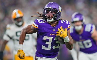 Minnesota Vikings Injury Report: Aaron Jones Participates at Practice, Patrick Jones Does Not