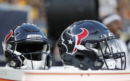 Houston Texans could add future Hall of Famer to address team needs this offseason