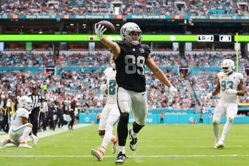 Week 12 fantasy TE rankings: Evaluating NFL stats, matchups for best fantasy tight ends this week