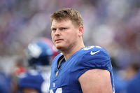 Giants forced to reshuffle offensive line amidst tidal wave of injuries in Week 17