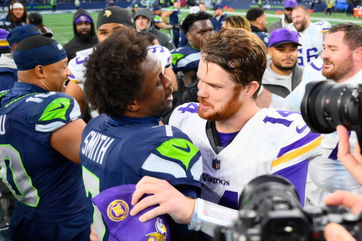 NFL insider suggests Seattle Seahawks swapping Geno Smith for Sam Darnold was a terrible move