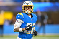 3 Priority Free Agents The Chargers Must Re-Sign In 2025