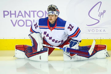 Jonathan Quick continues New York Rangers 2-decade dominance with backup goalies