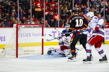 Rangers furious with blown call in loss to Flames: ‘I still don’t understand it,’ coach laments