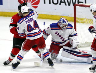 Ex-Rangers goalie selected before Igor Shesterkin dresses for first NHL game in 7 years with Lightning