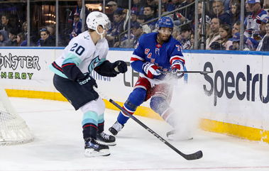 Rangers ‘got to move’ defenseman, according to Sean Avery