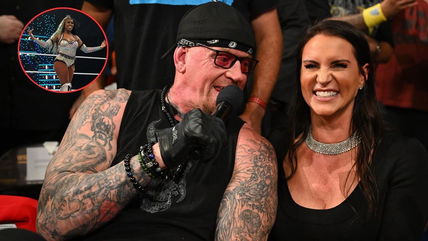 Mother-to-Be Naomi Pledges to Attend Stephanie McMahon’s Hall of Fame Induction Ceremony