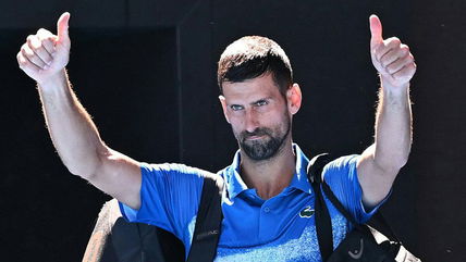 (Video) Novak Djokovic gives ‘thumbs up’ to the booing crowd after retiring from his Australian Open semifinals