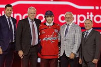 Prospect Talk: Parascak Continues Development for NHL Role