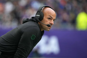 ESPN host claims Aaron Rodgers ‘undercut’ Robert Saleh as New York Jets fire head coach