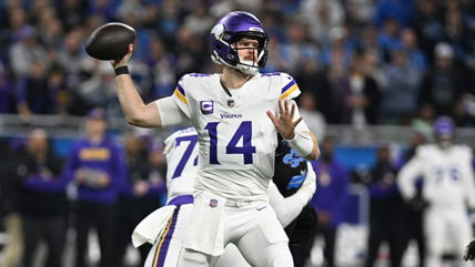 Sam Darnold looking absolutely clueless against the Rams in Wild Card Game sparks wild reactions from fans – “The Dakformation”