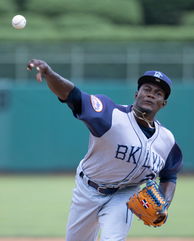 Yankees sign 24-year-old with 95 MPH fastball to MiLB free agent deal