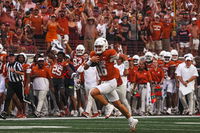 Arch Manning reached insane speed on 67-yard TD run in Texas Longhorns win