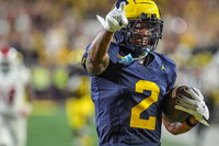 Giants miss out on QB, take elite Michigan cornerback in latest 2025 mock draft