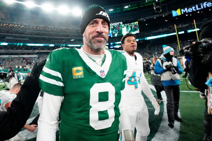 5 Potential landing spots if Aaron Rodgers is cut by New York Jets soon, including the New York Giants and Las Vegas Raiders