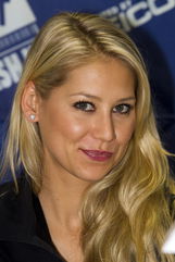 43-Year-Old Russian Tennis Legend Anna Kournikova Shocks Fans With Rare Appearance In A Wheel Chair