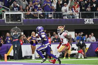 All Eyes Turn to 2 Injuries for Vikings-49ers