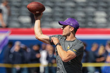 Ousted Vikings QB Makes His Return